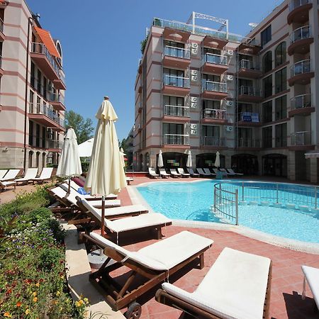 Menada Tarsis Apartments ซันนีบีช ภายนอก รูปภาพ