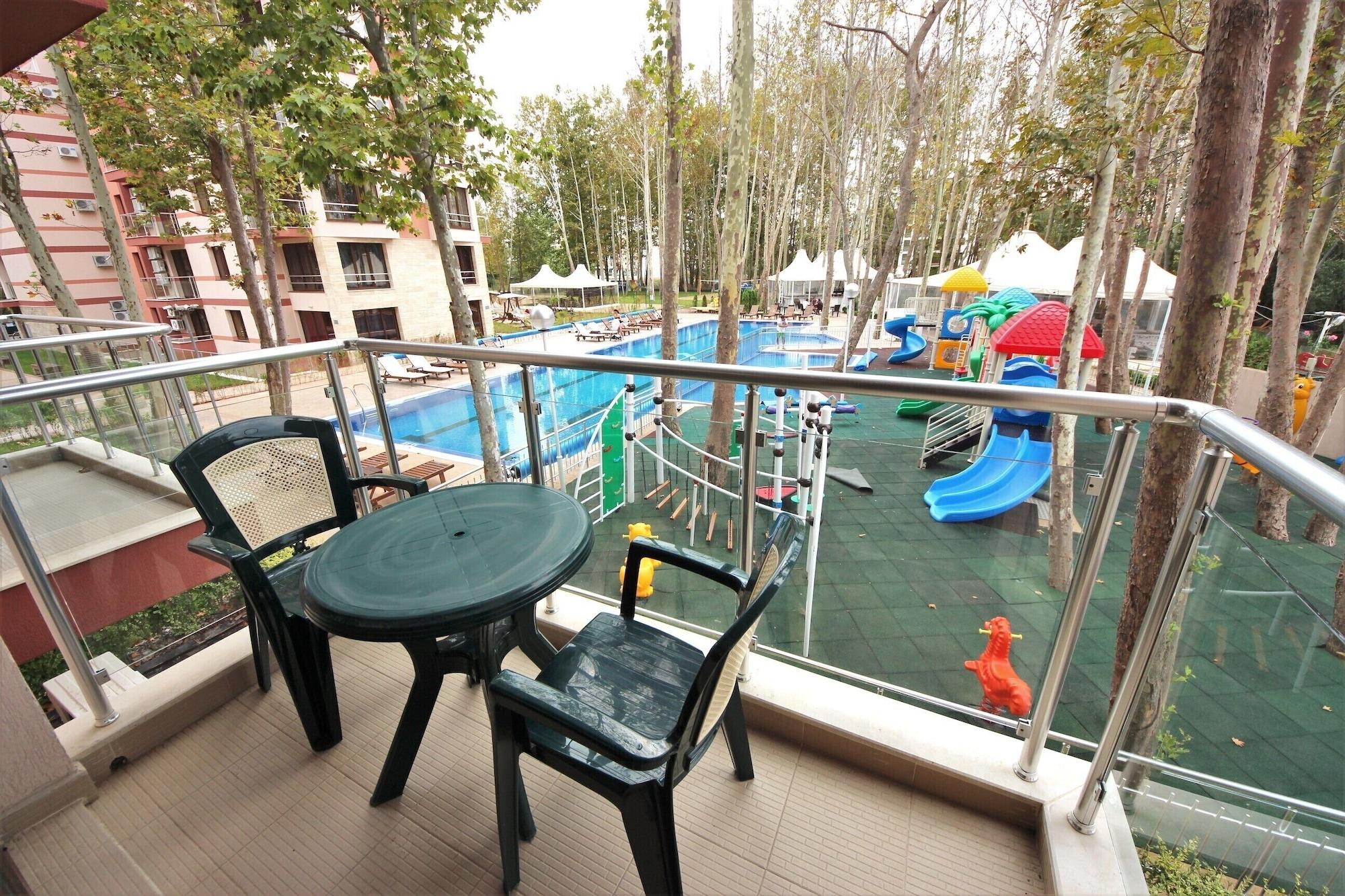 Menada Tarsis Apartments ซันนีบีช ภายนอก รูปภาพ