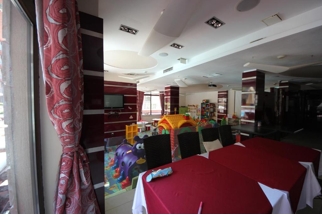 Menada Tarsis Apartments ซันนีบีช ภายนอก รูปภาพ