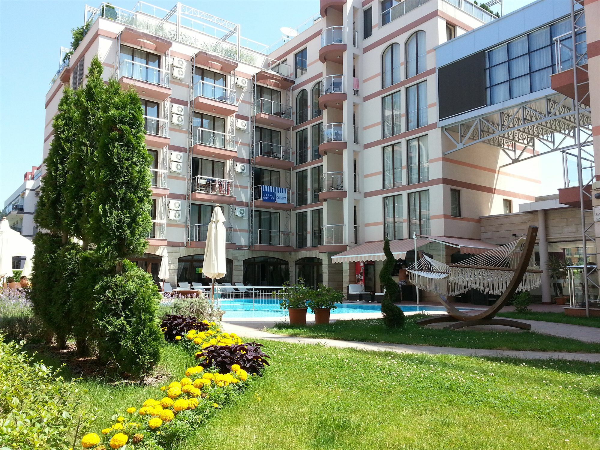Menada Tarsis Apartments ซันนีบีช ภายนอก รูปภาพ