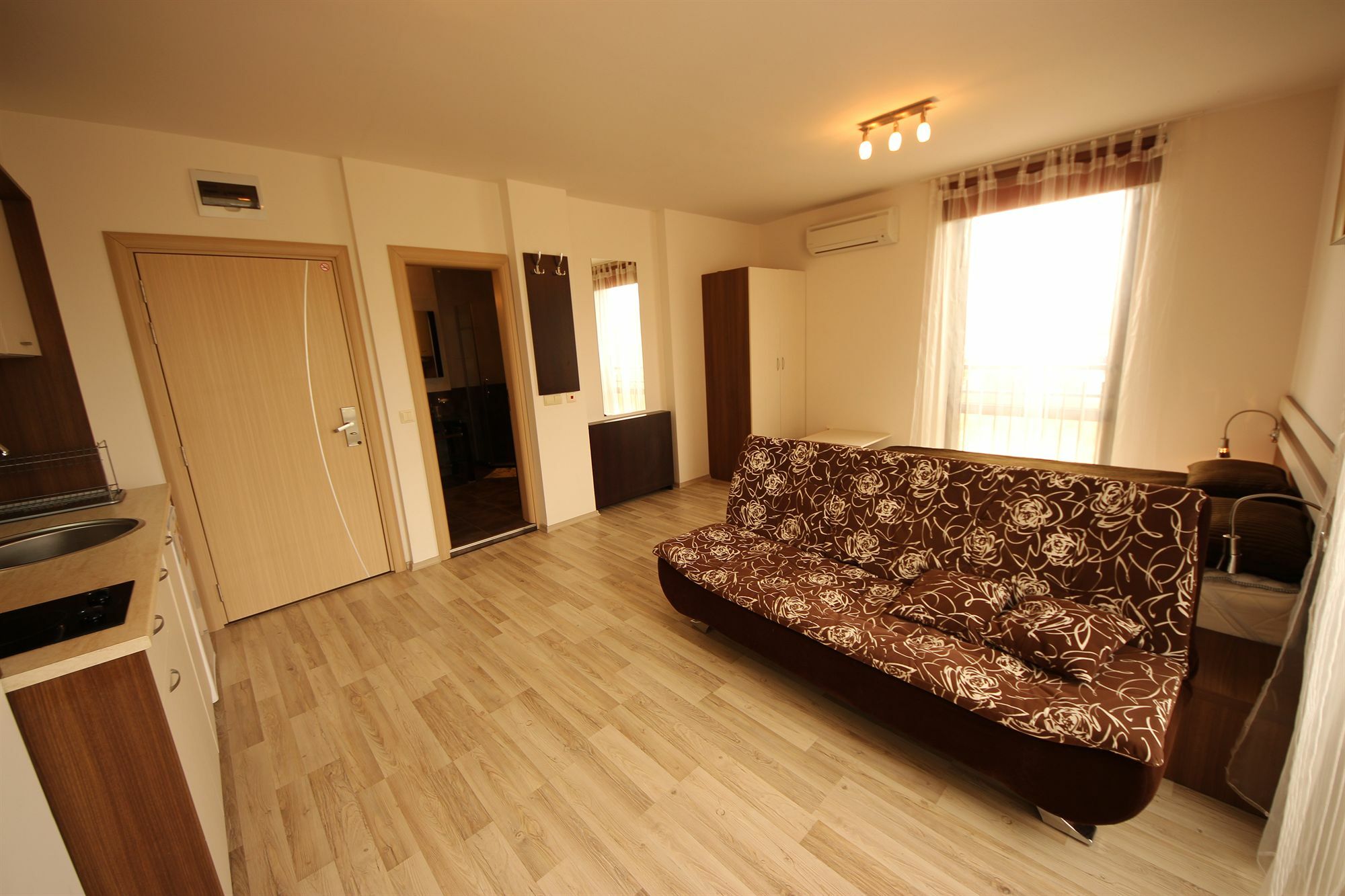 Menada Tarsis Apartments ซันนีบีช ภายนอก รูปภาพ