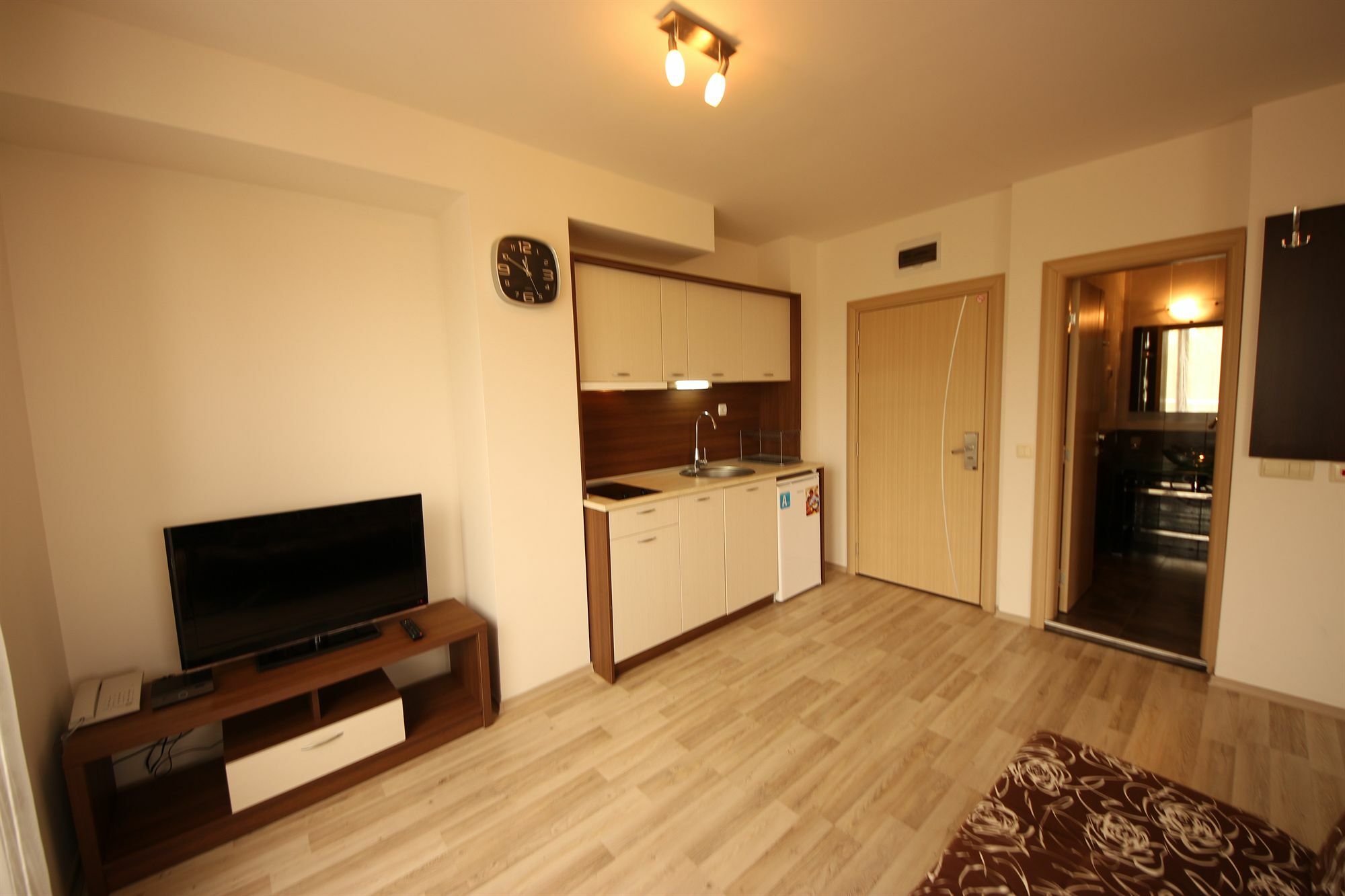 Menada Tarsis Apartments ซันนีบีช ภายนอก รูปภาพ