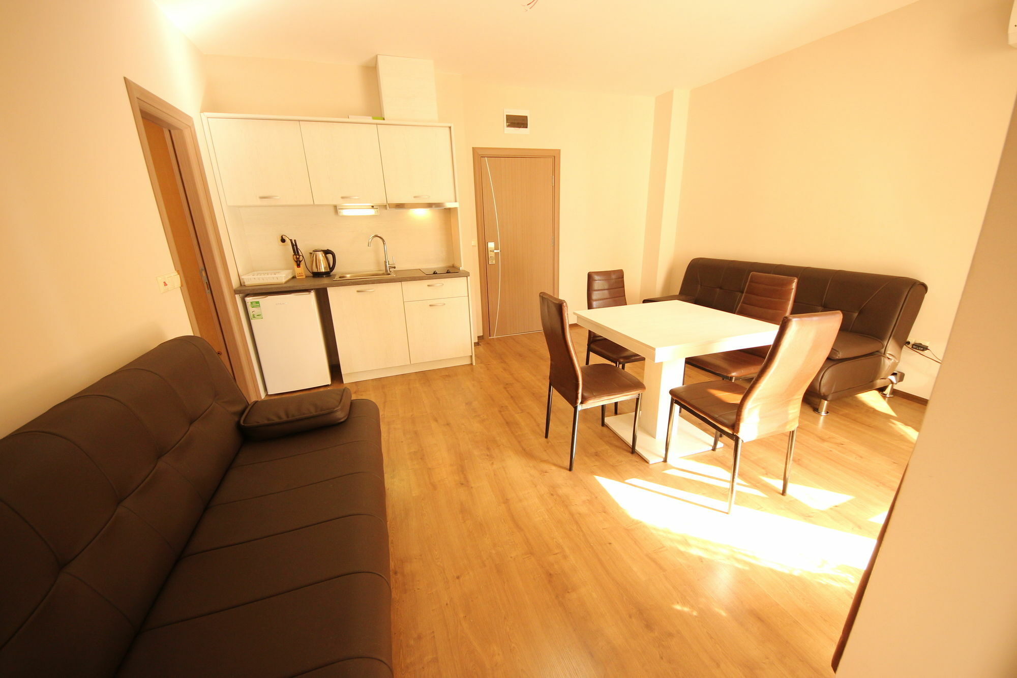 Menada Tarsis Apartments ซันนีบีช ภายนอก รูปภาพ